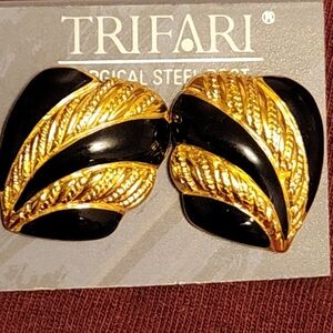 Trifari Black and Gold Leaf Earrings